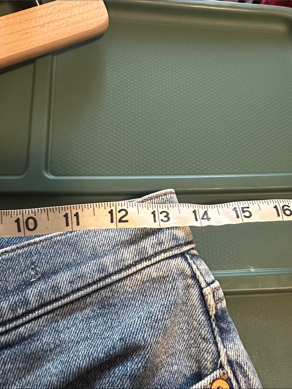 Madewell The Girljean in Berryton Wash: Distressed Comfort Stretch NF764 Sz 26T - Picture 5 of 9